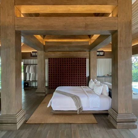 Djoglo Luxury Bungalow Wendit Buitenkant foto
