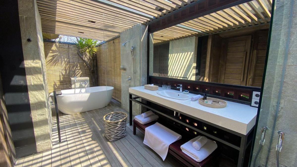 Djoglo Luxury Bungalow Wendit Kamer foto