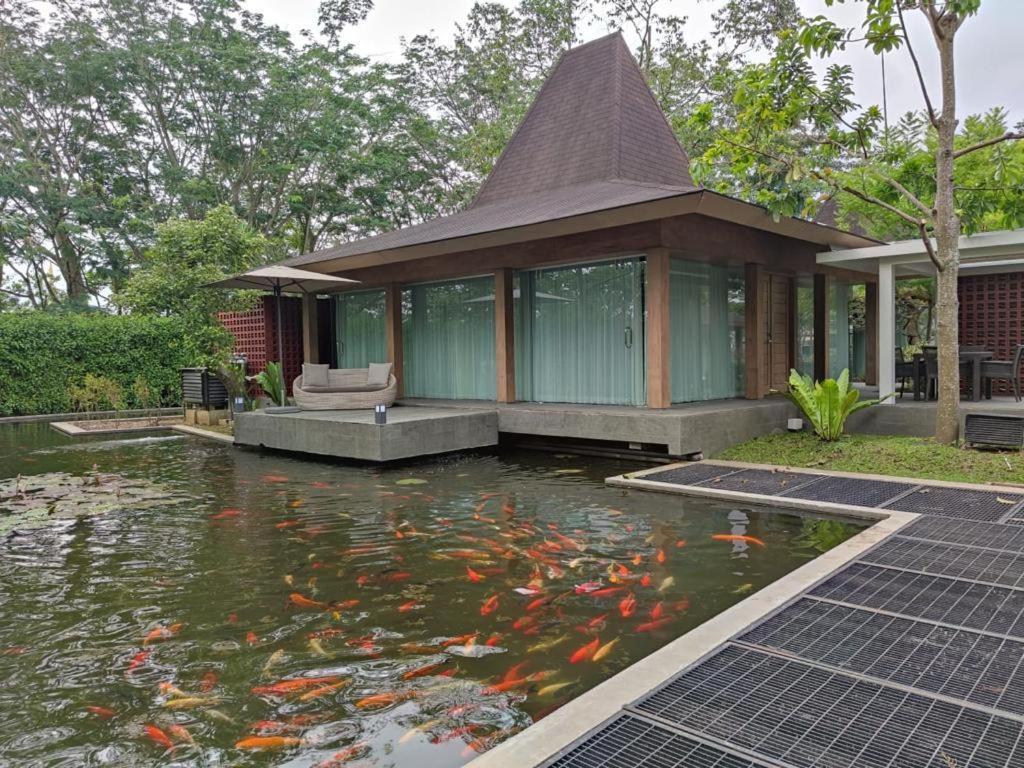 Djoglo Luxury Bungalow Wendit Buitenkant foto